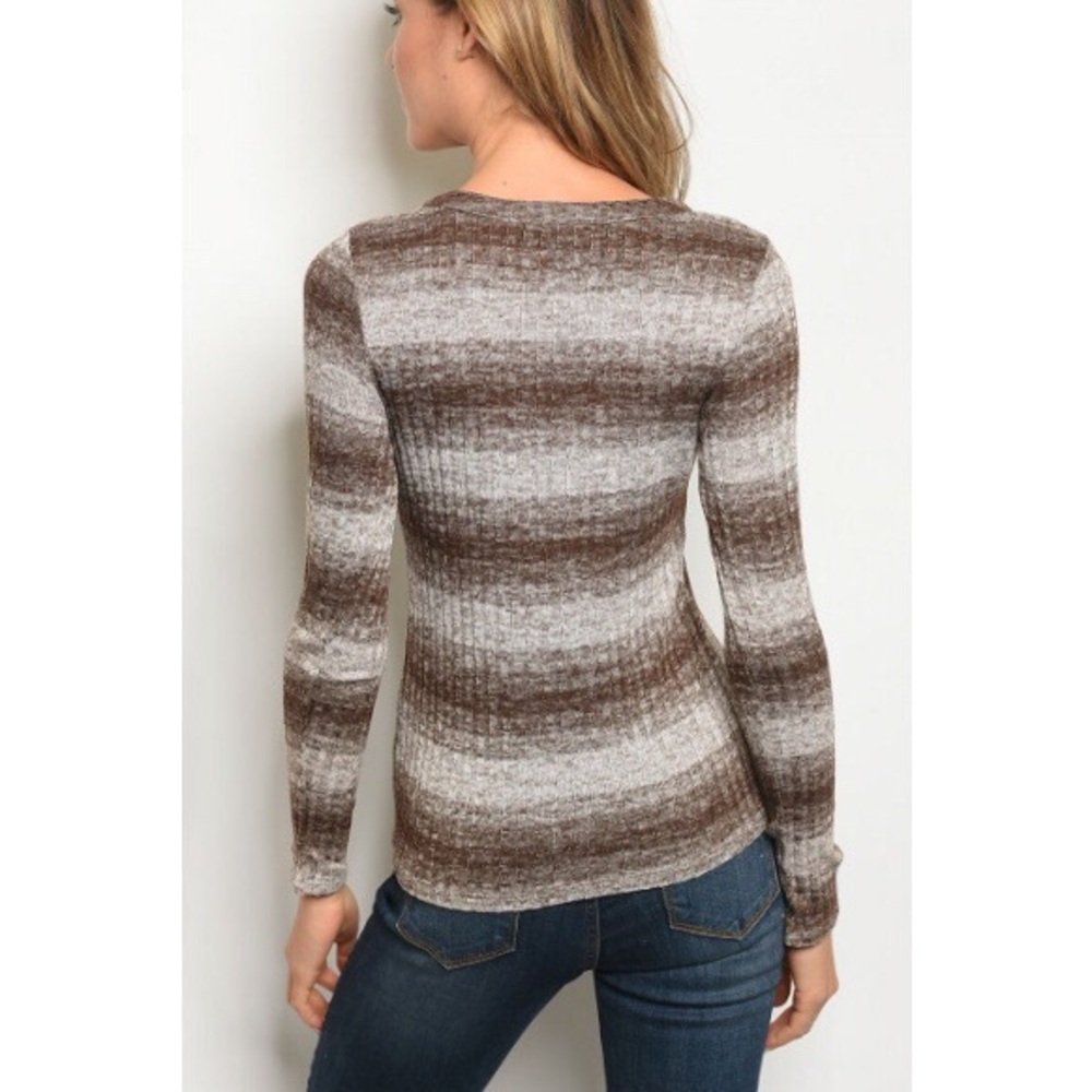 Woodland Browns Fitted Knit Sweater - Picture 4 of 7